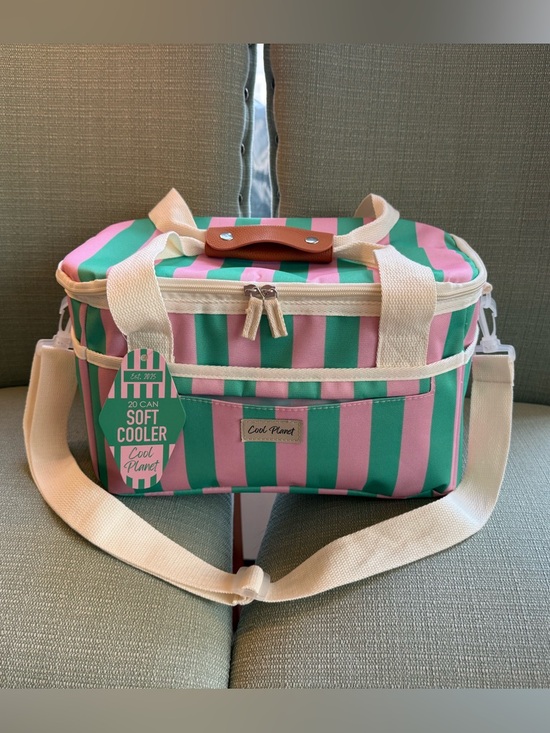 STANLEY 40oz Tumbler & ‘Cool Planet’ Soft Cooler Bag in Pink & Green - NWT - Picture 2 of 9